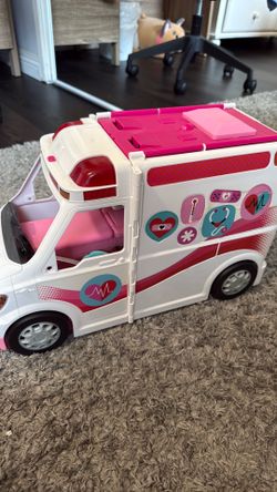 Barbie hospital van