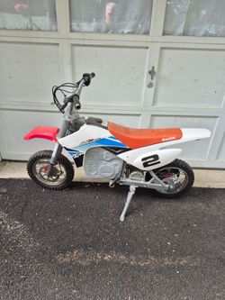 Razor electric scooter