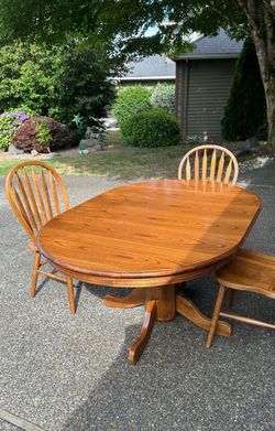 Table and Chair Chairs