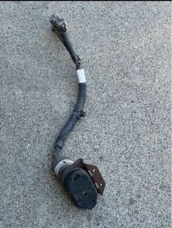 2007 to 2013 Toyota Tundra Trailer Plug with Factory Pigtails.