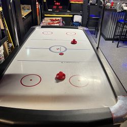 Air Hockey table