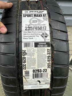235/45R17 Dunlop sport maxx tire