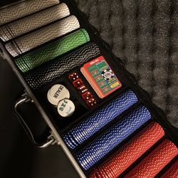 Poker Chips And Case