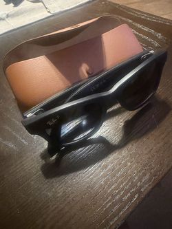 Ray-Ban Meta Wayfarer Gen 2 Smart Glasses – Like New