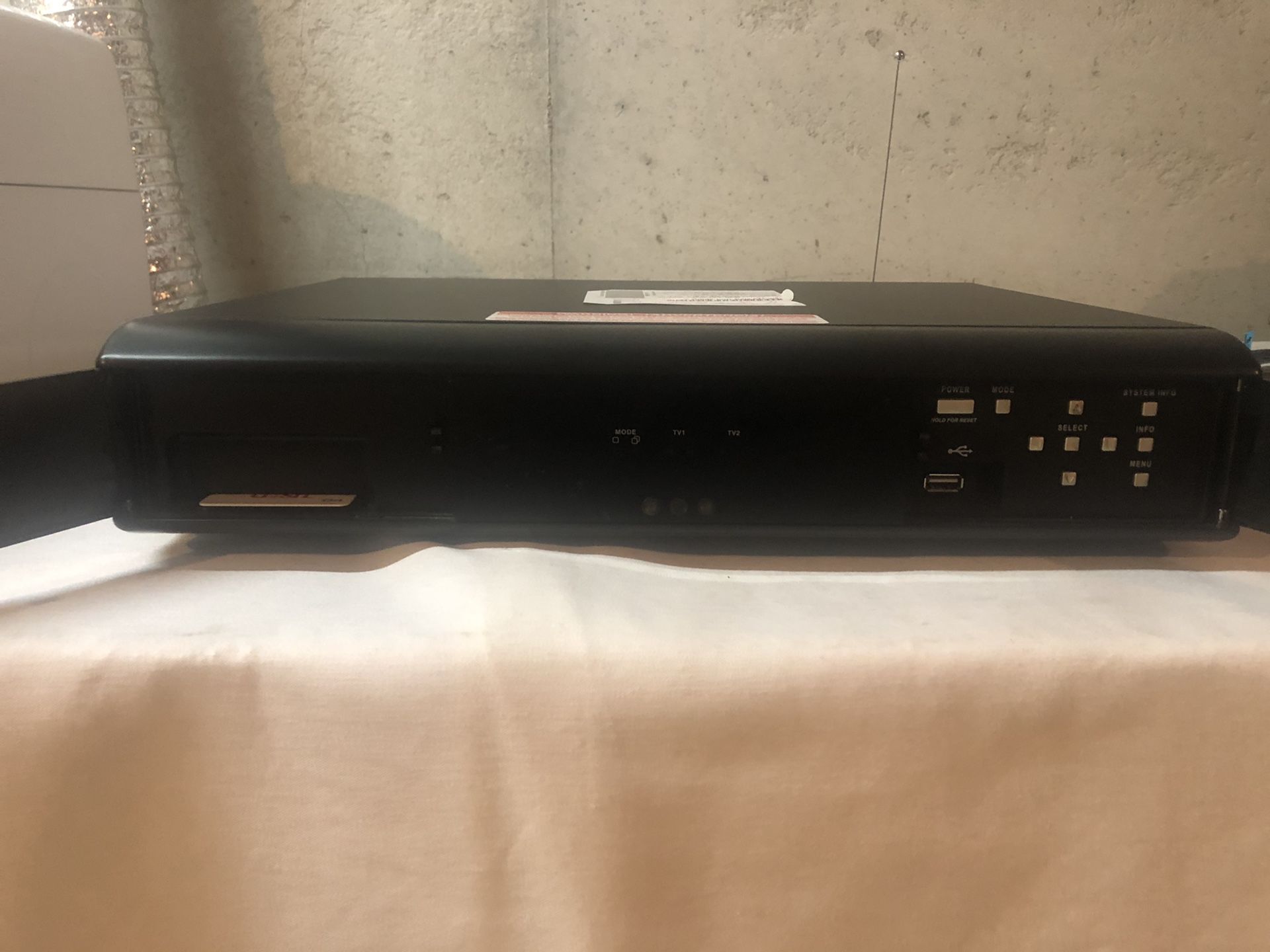 Dish network vip722 cable box & remote for Sale in Joliet, IL OfferUp