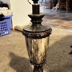 Lamp base
