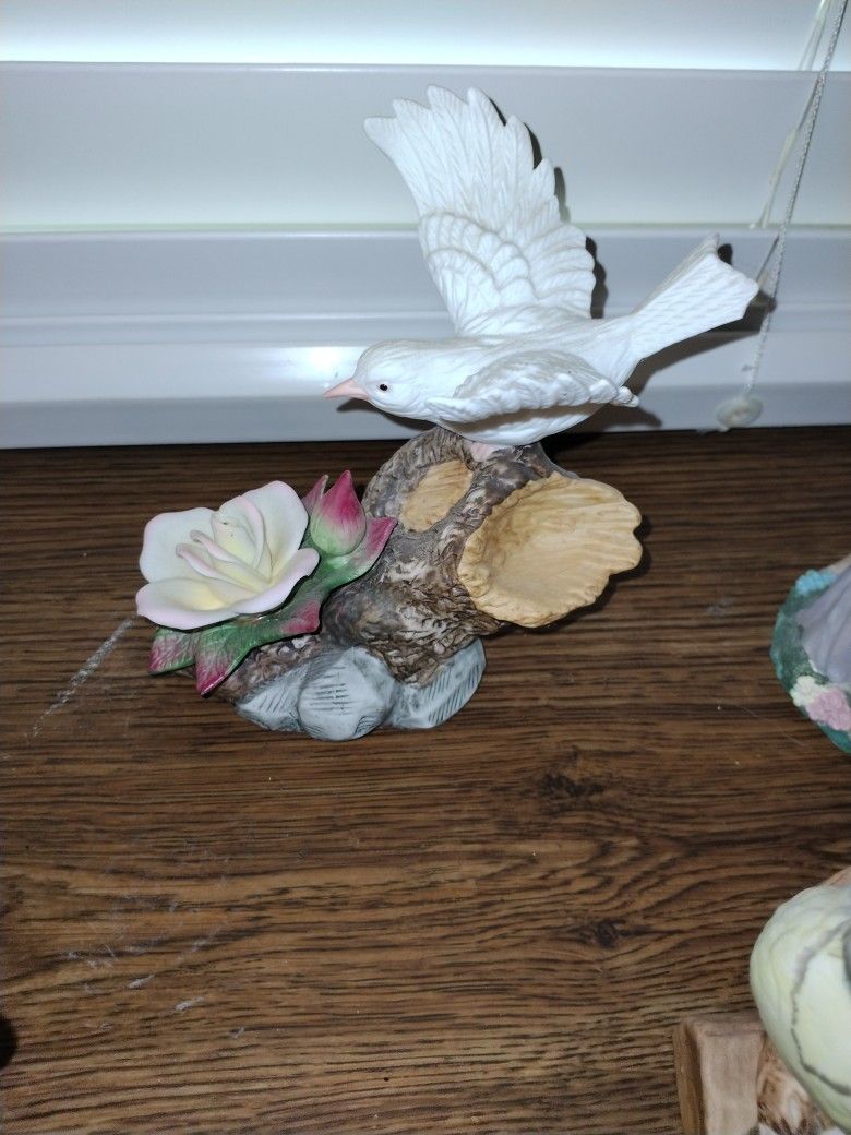 Dove Figurine