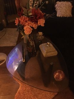 Coffee table an Sofa table 2pcs triangle shape legs modern style