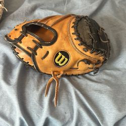 WILSON A2000 PRO-STOCK CATCHERS GLOVE