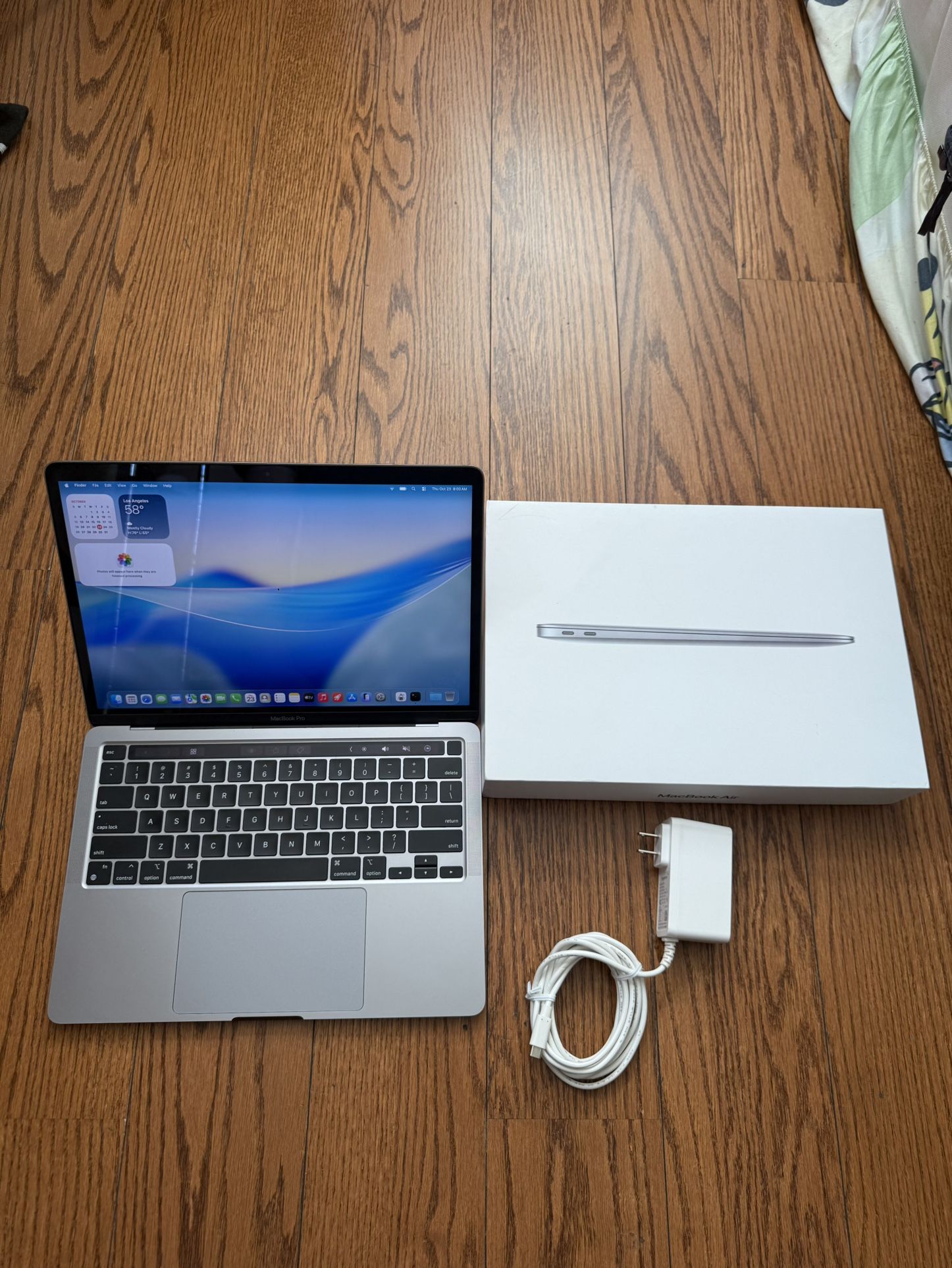 MacBook Pro 2020 M1/8GB RAM/512GB SSD/Good Battery/Fully Functional 