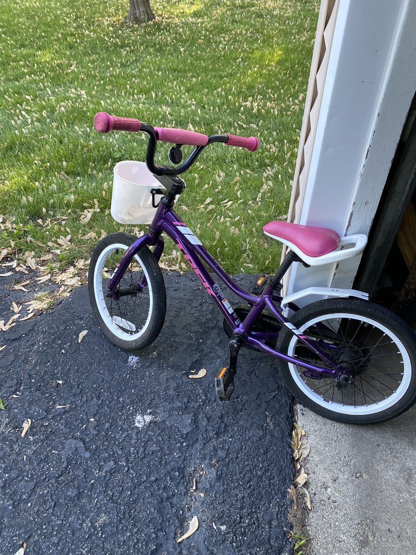 Trek 16” Girls Bike
