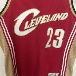 LeBron James used Mitches And Ness Large Jersey