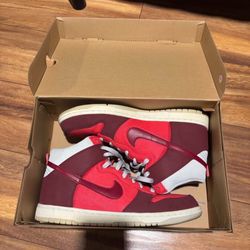 Red Nike Vintage