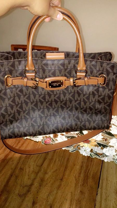Mk hang bag