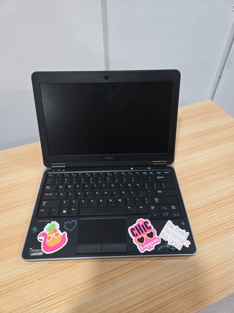 Dell Latitude E7240 Laptop