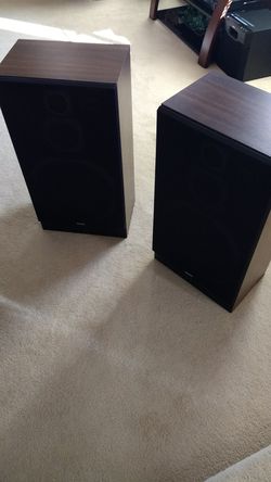 Floor Speakers by Jensen