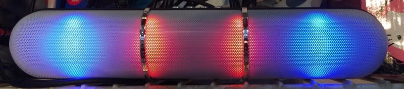 Bluetooth Speaker lights blink