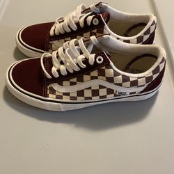 Vans 