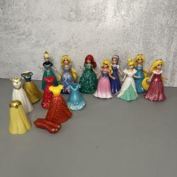 Disney Magic clip Princess dolls and clothes