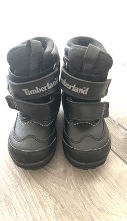 Snow boots toddler size 5