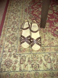 Brand new Dansko brown leather size 42 (10)