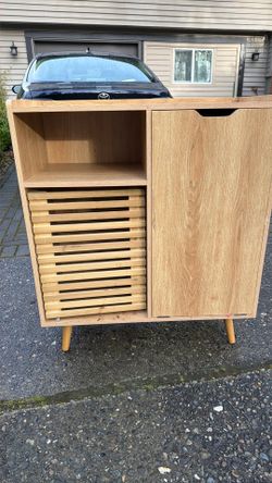 Cabinet In Good Condition 