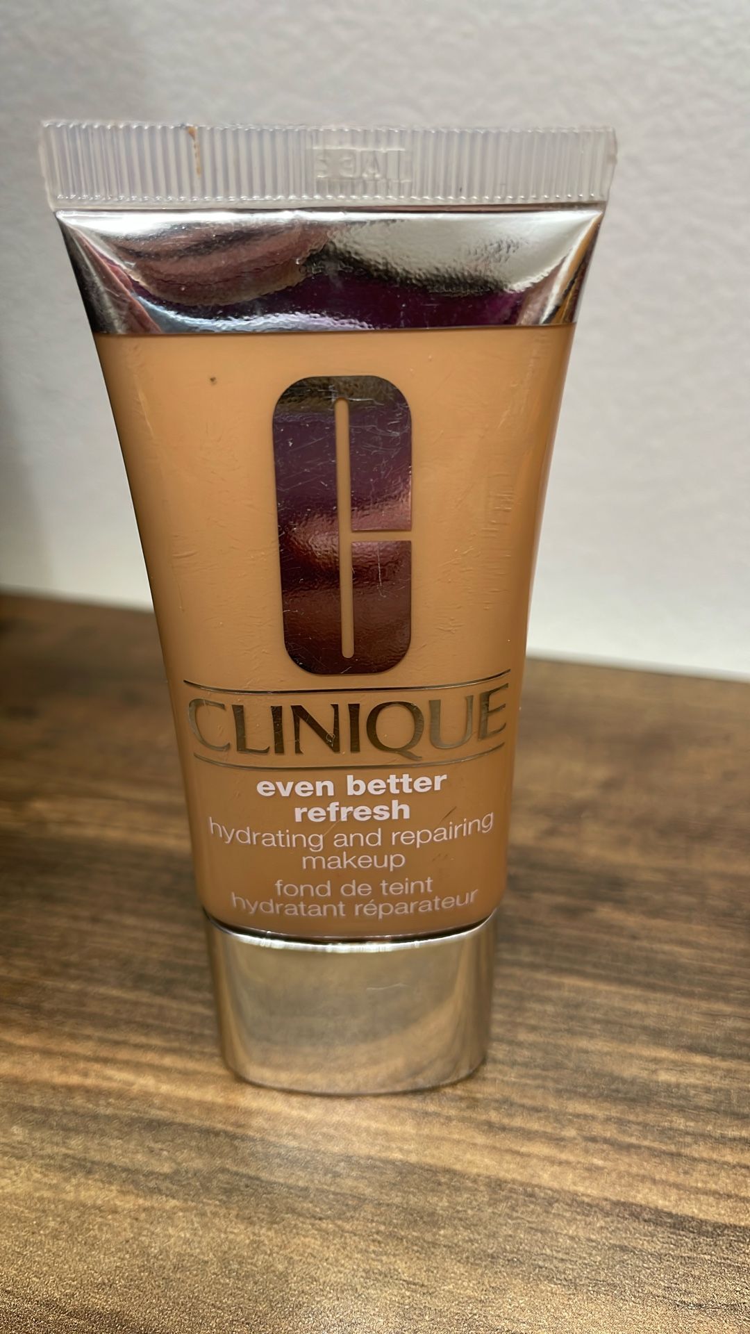 Clinique Tinted Hydrating Makeup