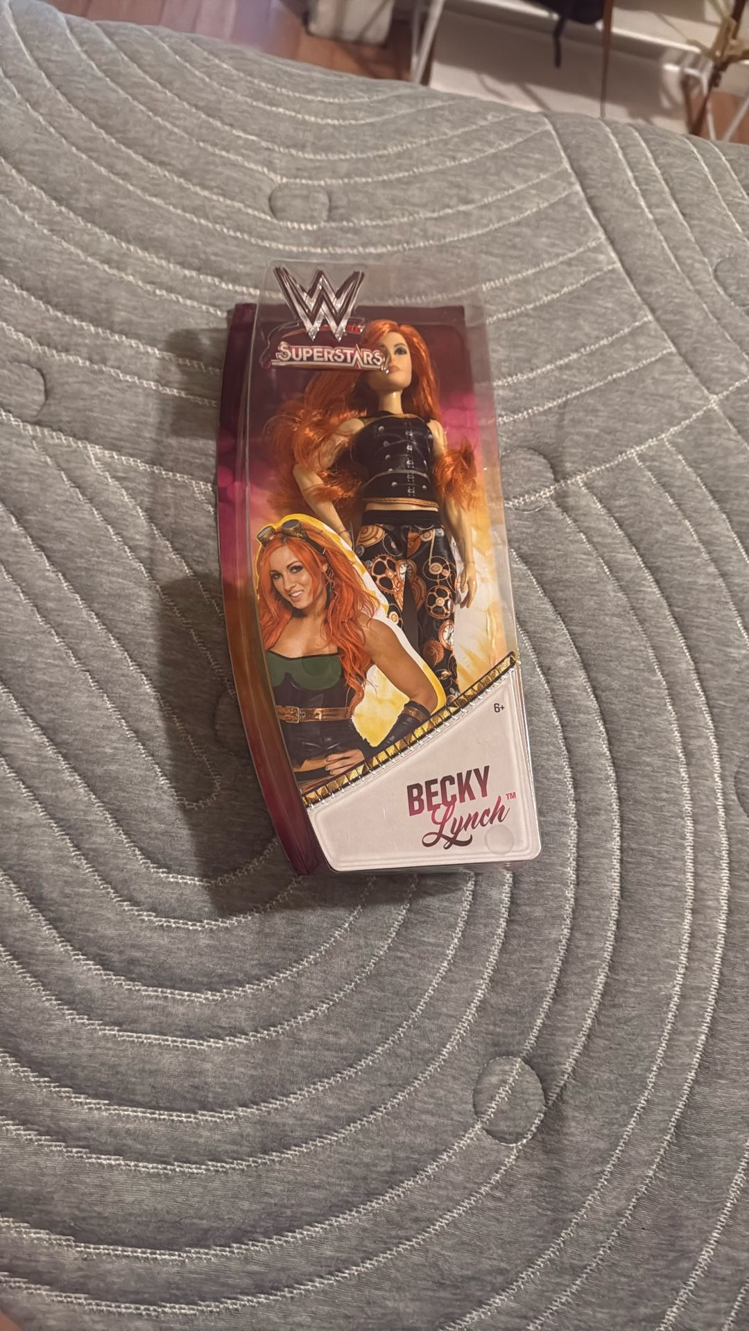 WWE SUPERSTARS - BECKY LUNCH