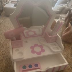 Melissa And Doug Wooden Play Vanity