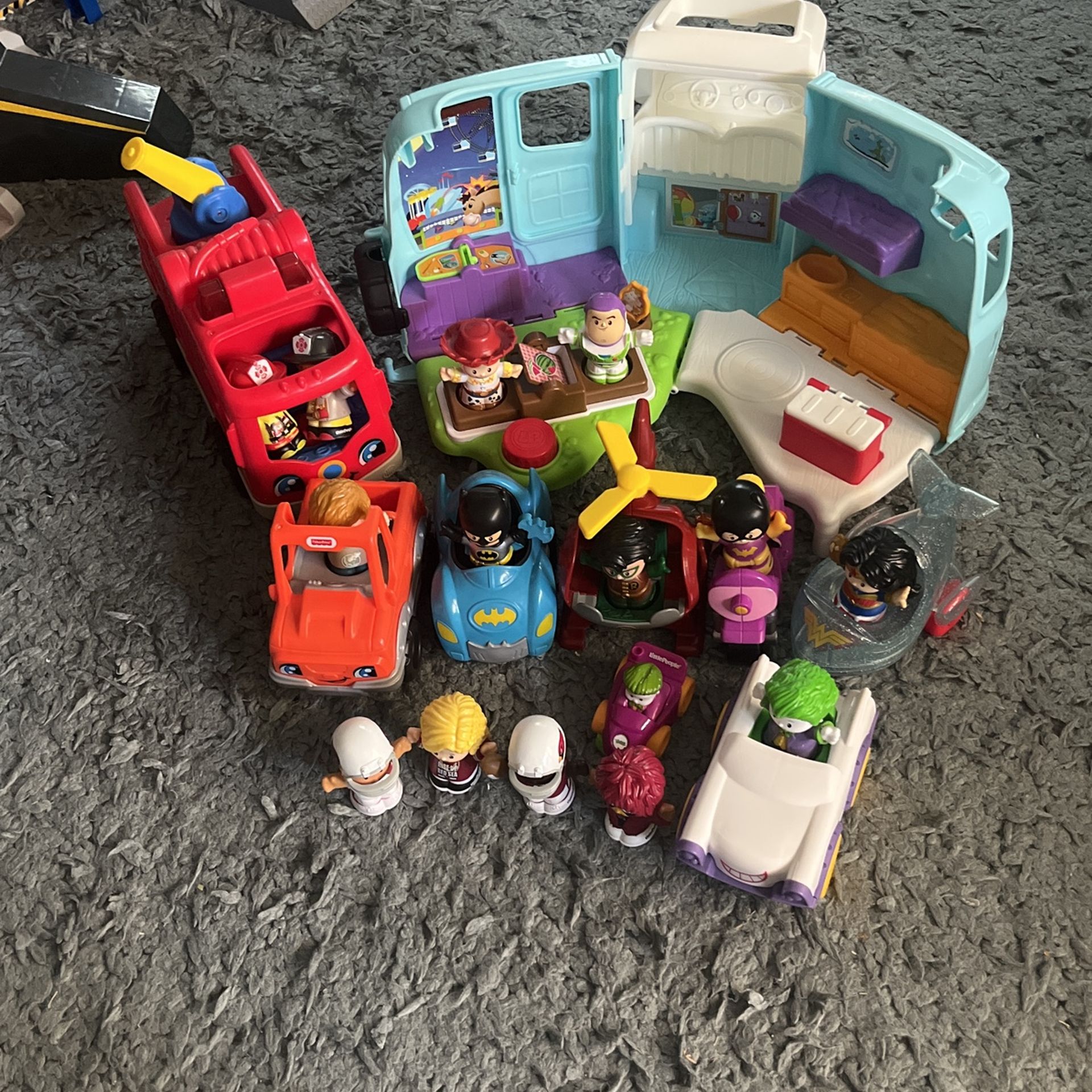 Fisher-price Little People