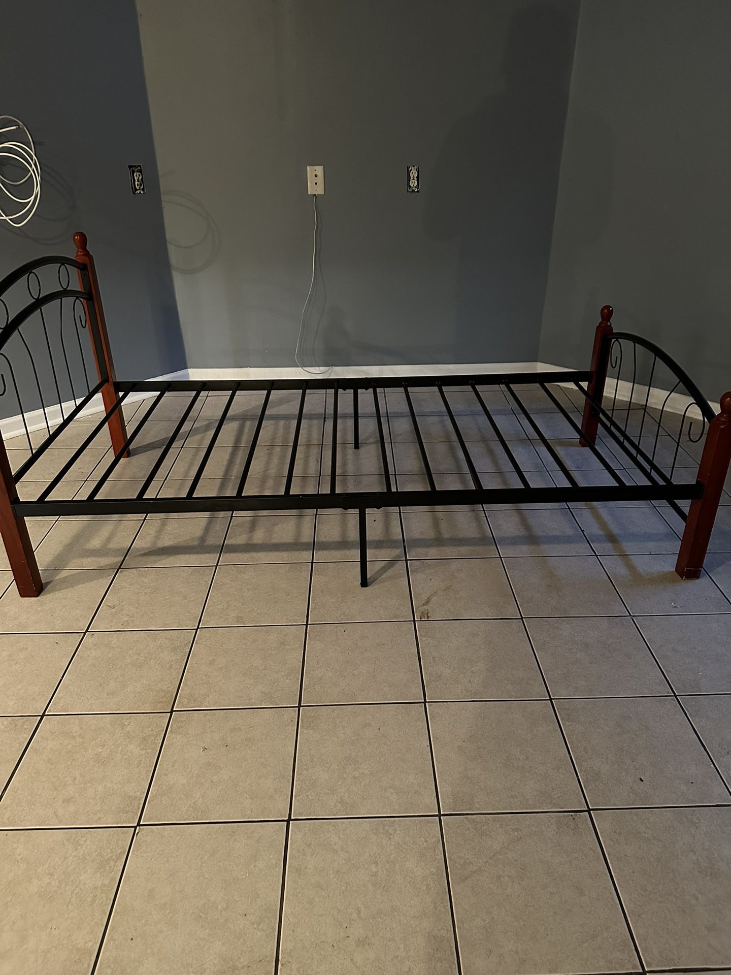 Twin Bed Metal Frame.