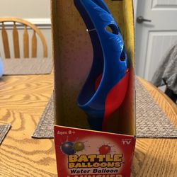 Water balloon launcher