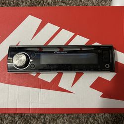 Pioneer In-Dash CD/MP3/Bluetooth Stereo Receiver