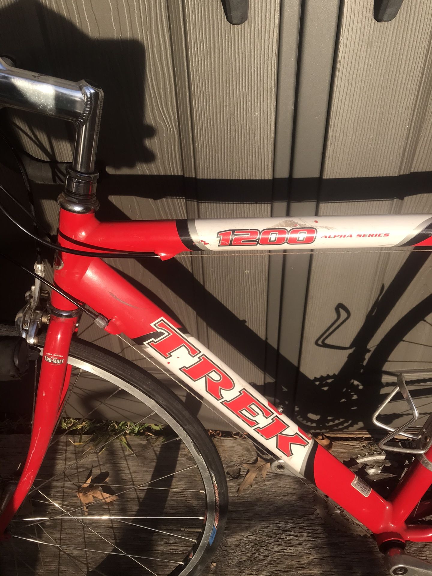 Trek 1200 Road Bike 56cm