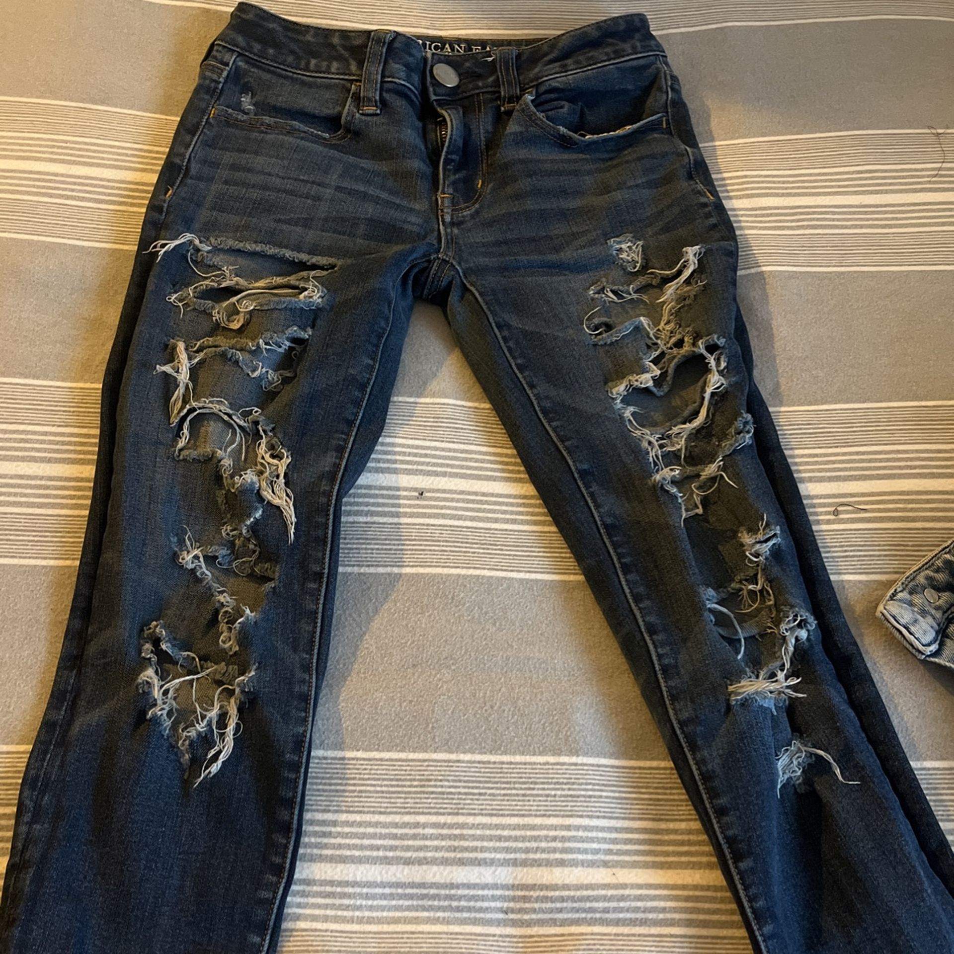 American Eagle Low Rise Jeans