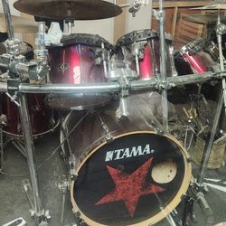 Tama DRUMS 