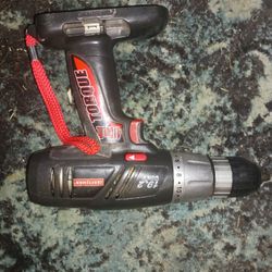 Craftsman c3 1/2 in driver/drill w/batteries and chargers