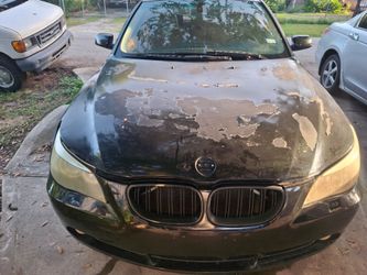 2004 BMW 530i
