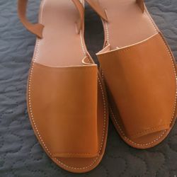 Flat Sandals 