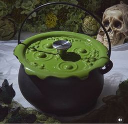 SMITH & Clark 4QT CAST IRON CAULDRON WITH GREEN LID