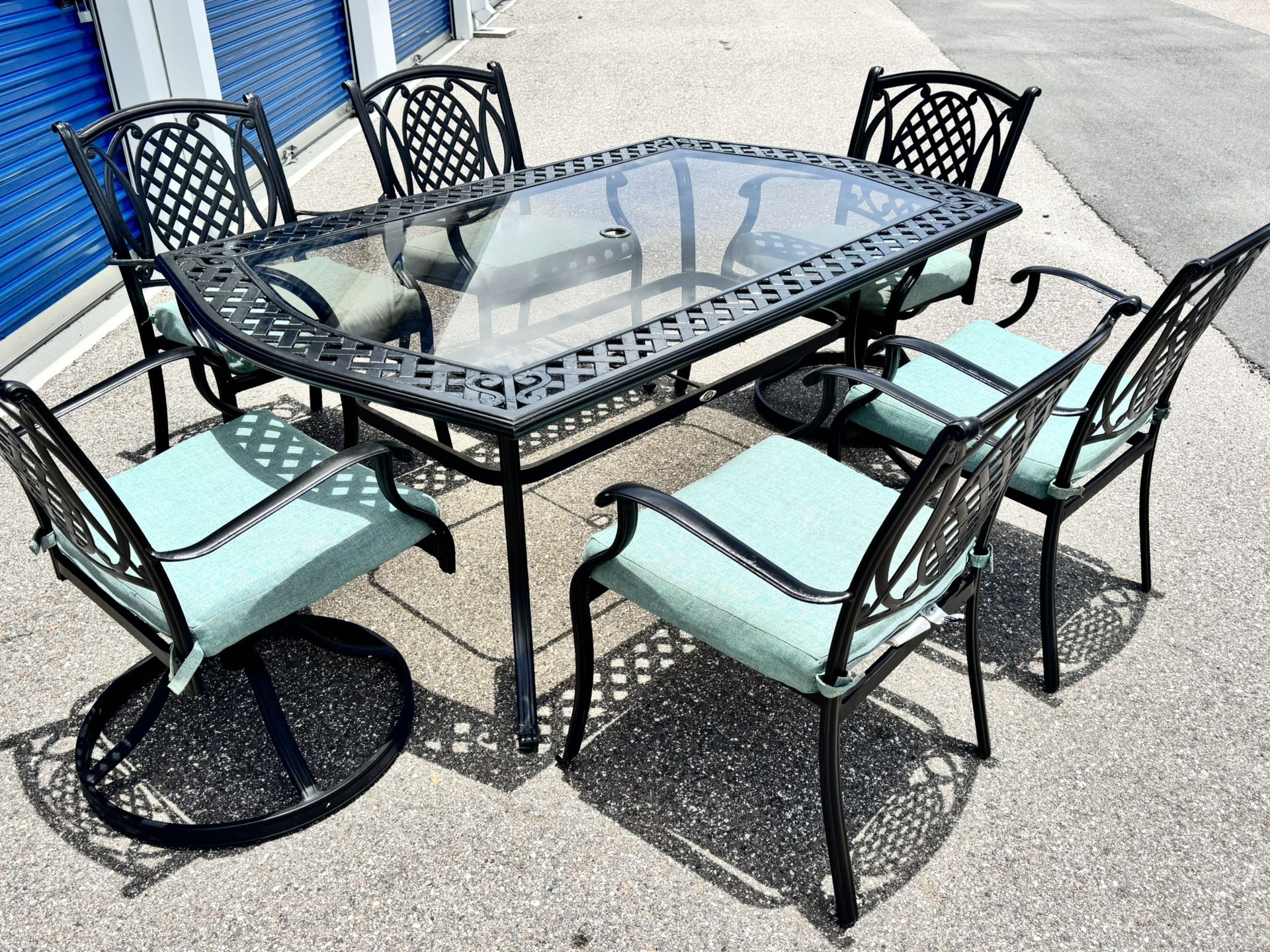 HAMPTON BAY BELCOURT PATIO DINING TABLE AND SWIVEL CHAIRS ALUMINUM