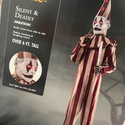Clown Animatronic / Halloween Decoration