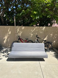 Foldable couch