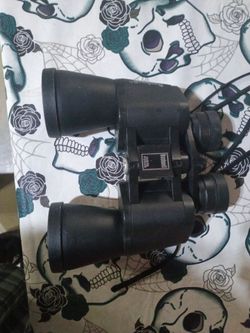 Bushnell Black Binoculars with Strap