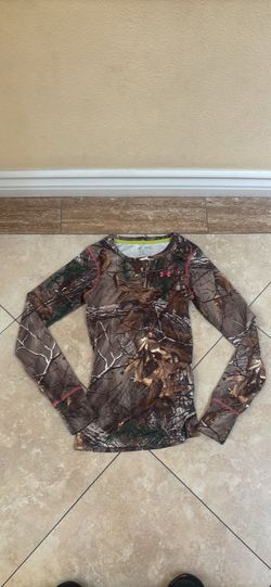Women’s Under Armour camouflage performance shirt/base layer Csaba
