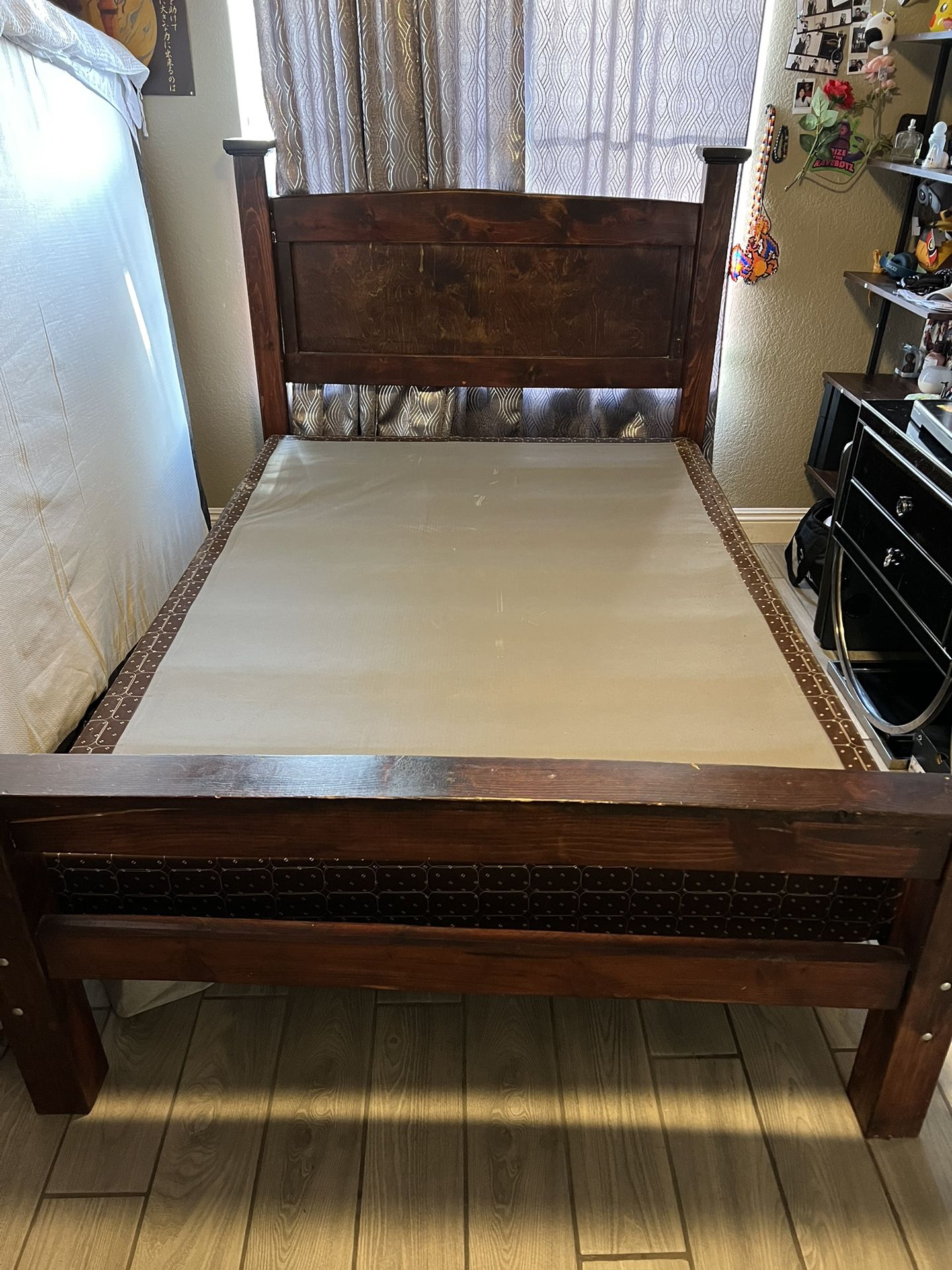 Real Wood Bed for Sale in Moreno Valley, CA OfferUp