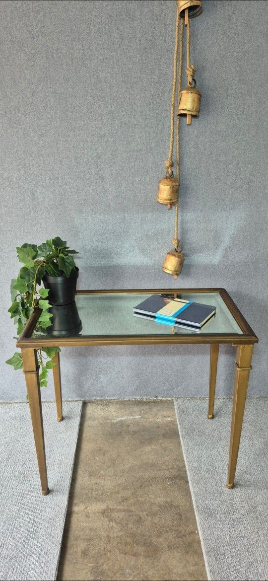Mirror Table