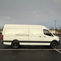 2020 Mercedes-Benz Sprinter 2500