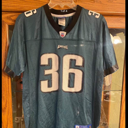 Youth Philadelphia eagle jersey & beanie