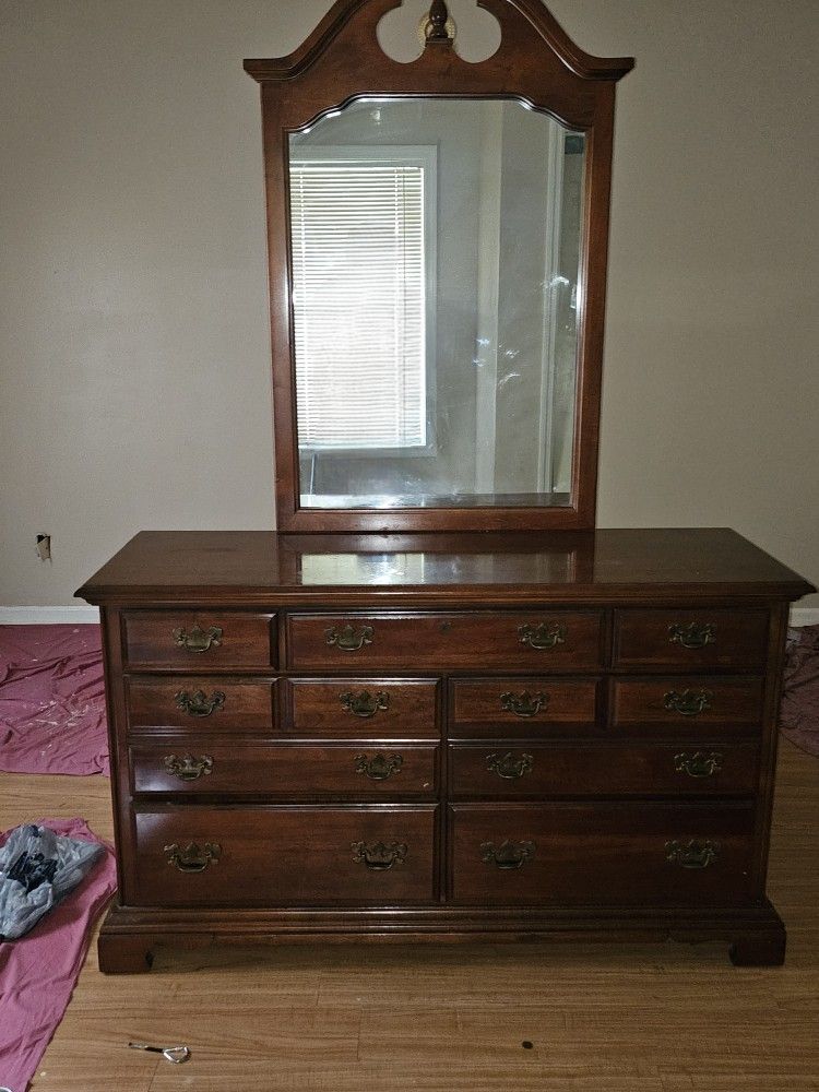 5 Piece Cherry Full Size Bedroom Set